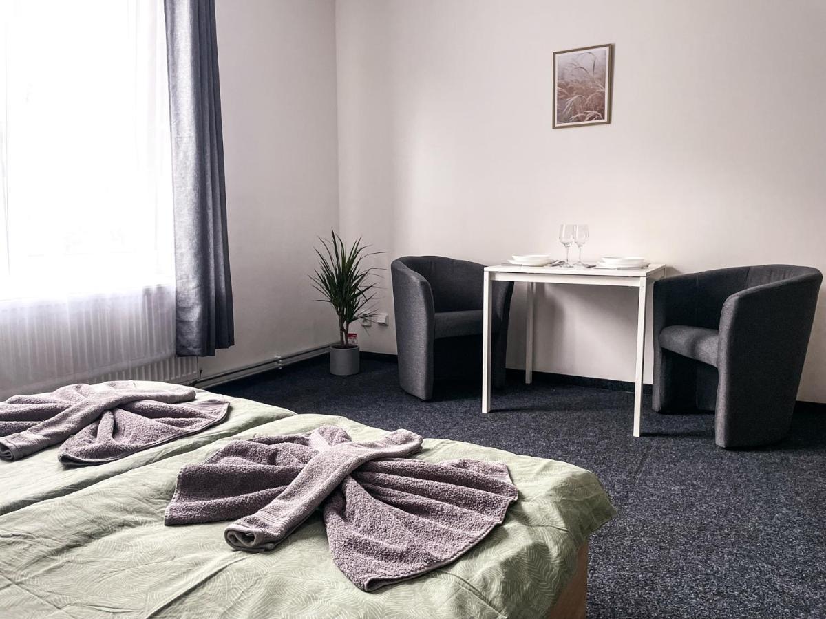 Apartmany Plzen Zborovska 22 A Luaran gambar